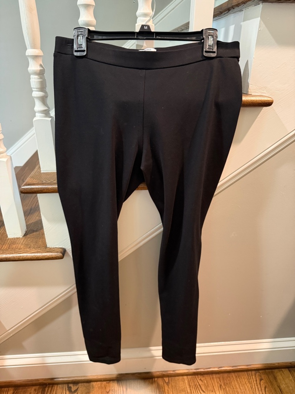 Crown & Ivy Black Pull-On Ponte Leggings
